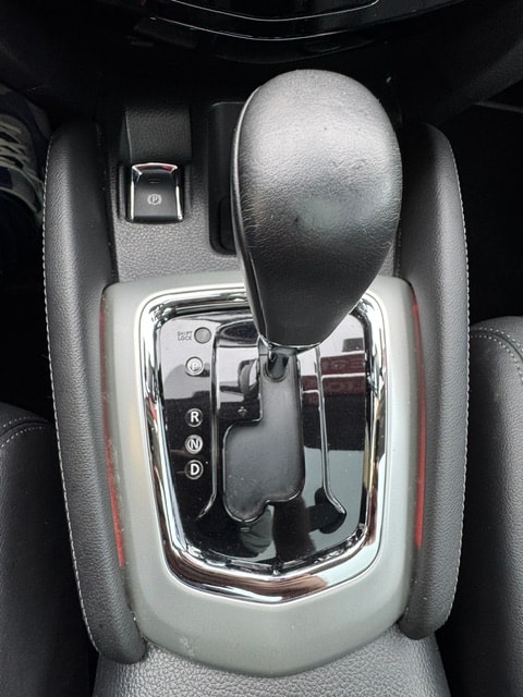NISSAN Qashqai 1.6 dCi tekna Xtronic CVT-image-15