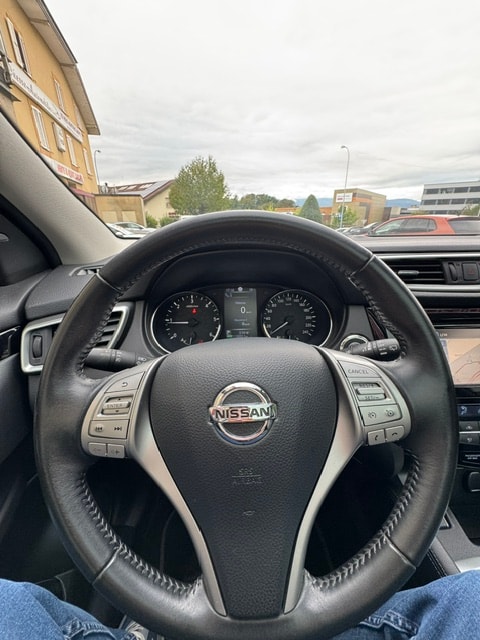 NISSAN Qashqai 1.6 dCi tekna Xtronic CVT-image-9