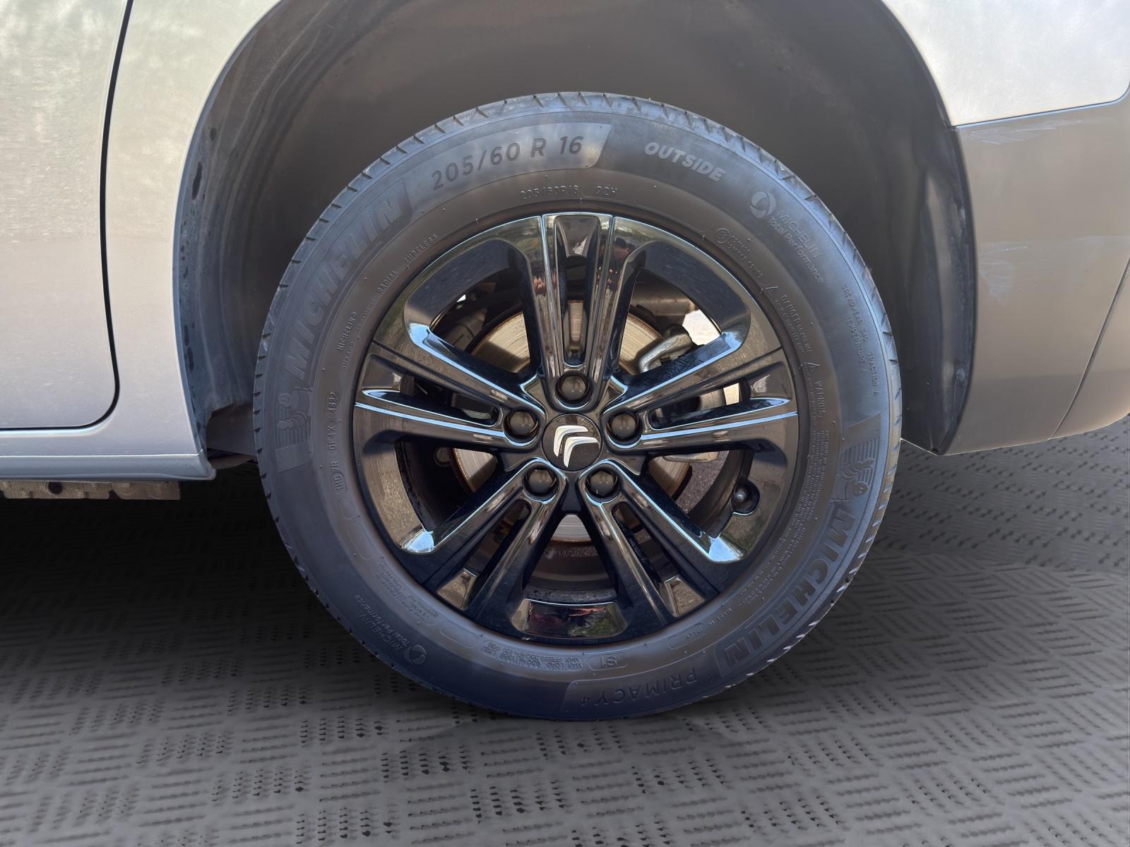 CITROEN Berlingo 1.5 BlueHDi 130 Shine-image-11