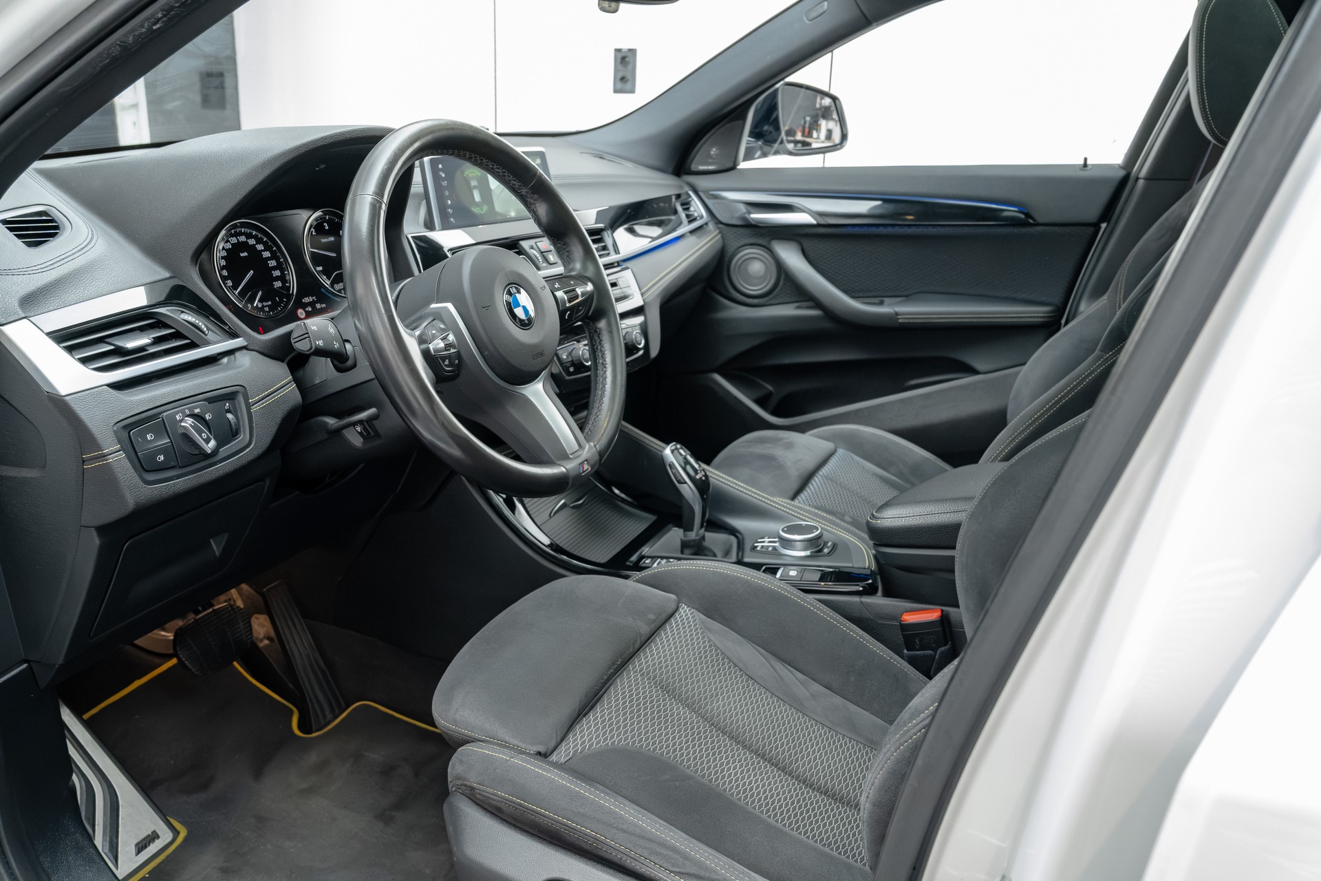 BMW X2 xDrive 20d M Sport X Steptronic-image-10