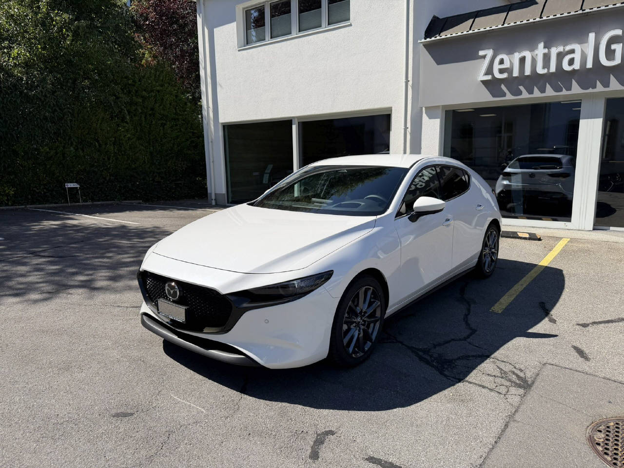 MAZDA 3 Hatchback 2.5 Exclusive-Line-image-2
