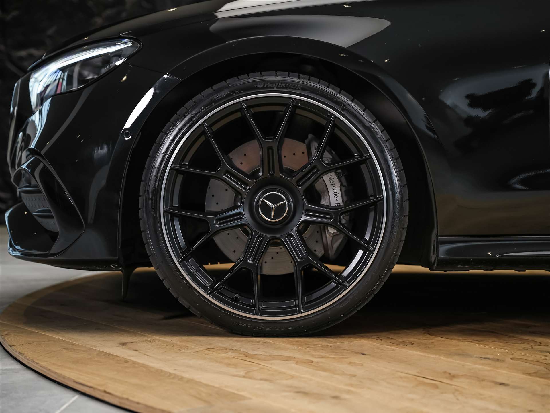 MERCEDES-BENZ E 220 d AMG Line 9G-Tronic 21" Felgen*Werksgarantie*Lenkradheizung*-image-15