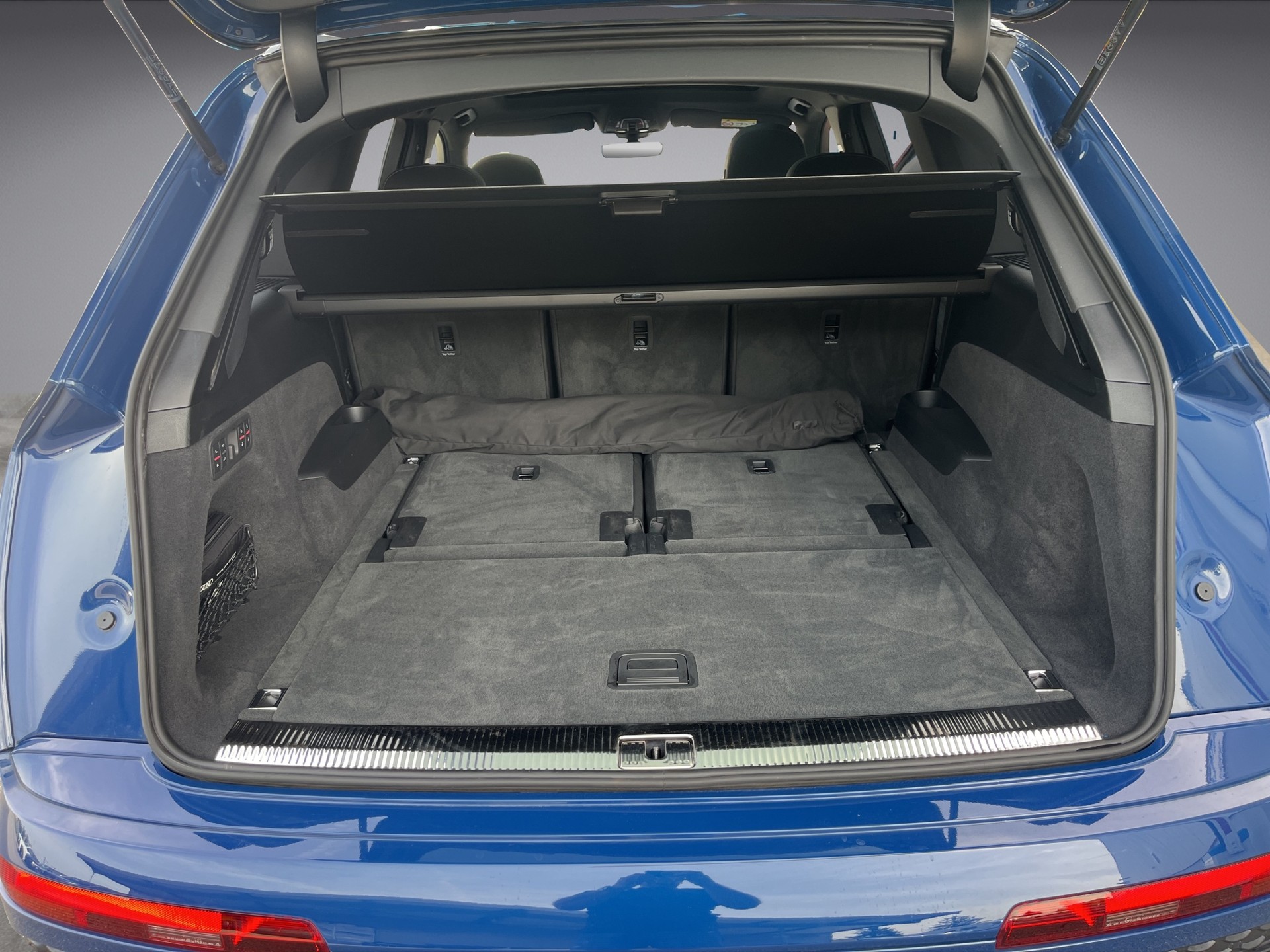 AUDI Q7 SUV TFSI quattro 250 kW S line tiptronic*7-Plätzer, Standheizung, Allradlenkung, Head-up, B&O Sound, (5-Jahre Garantie)-image-13