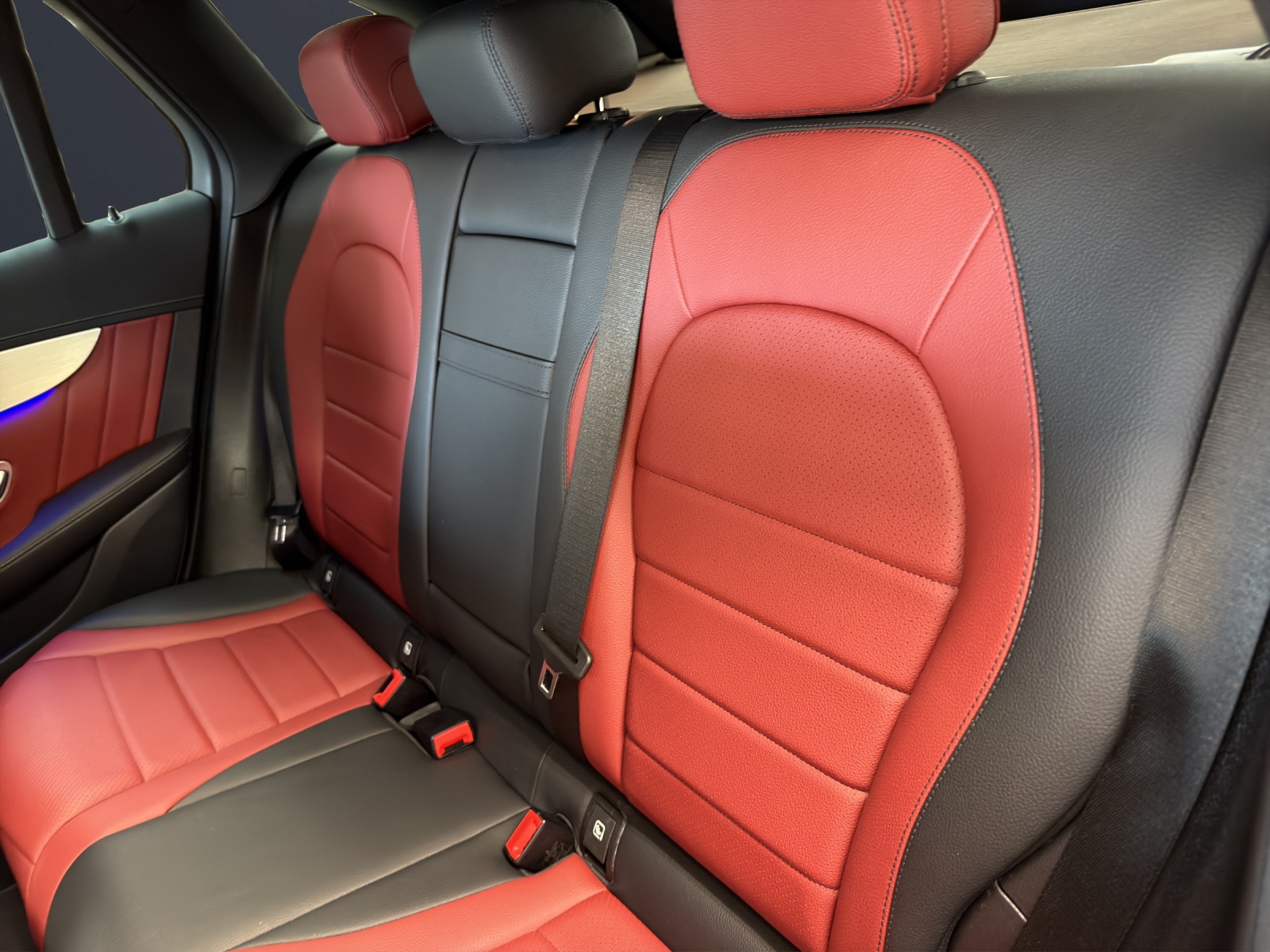 Image MERCEDES-BENZ GLC-300 GLC 300 e AMG Line 4Matic
