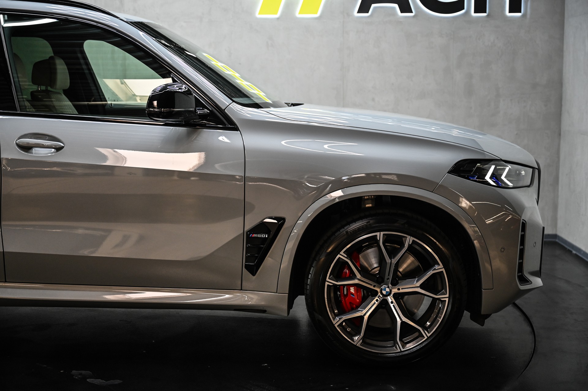 BMW X5 M60i xDrive M Sport Pro-image-15