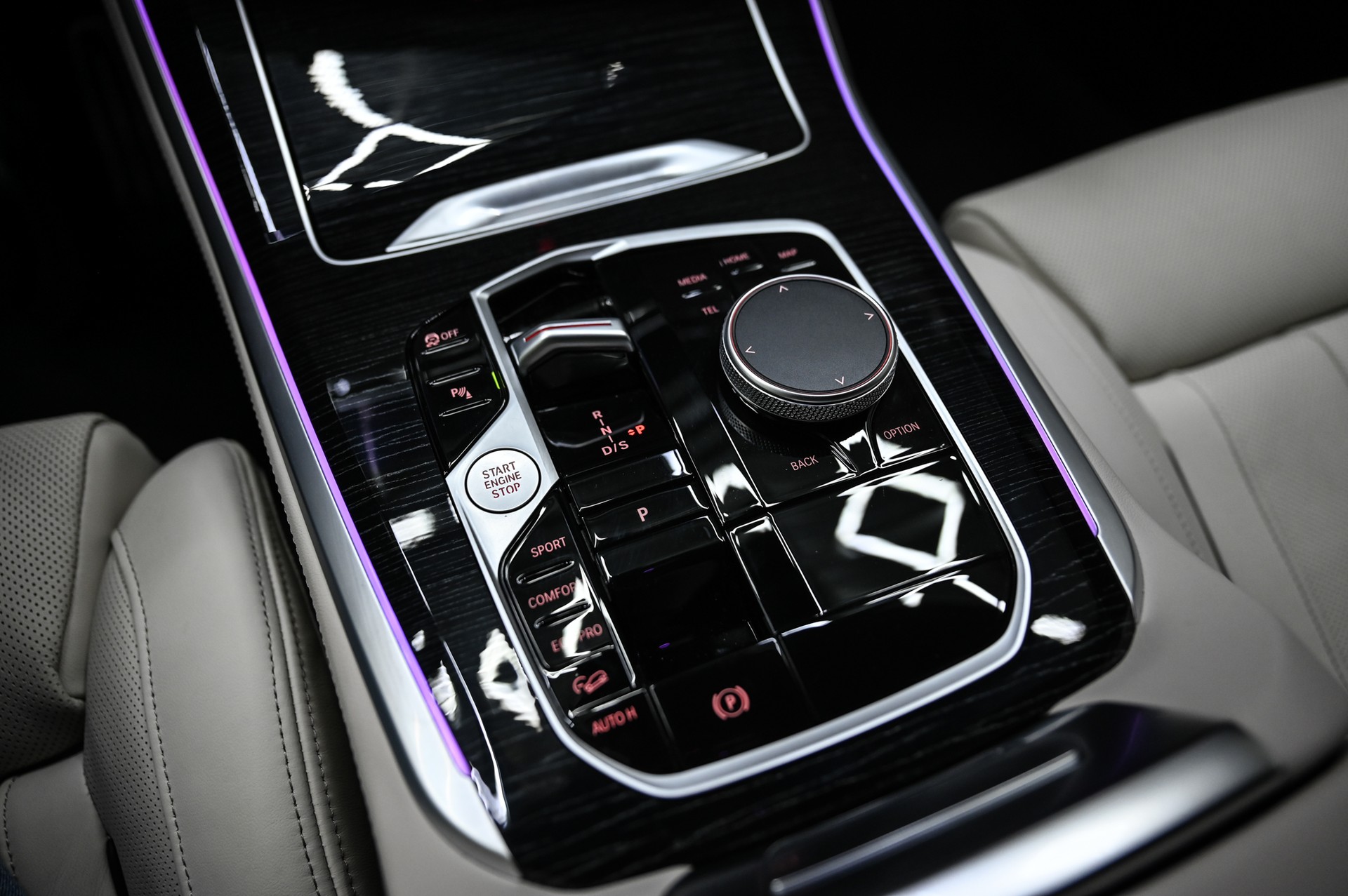 BMW X5 M60i xDrive M Sport Pro-image-29