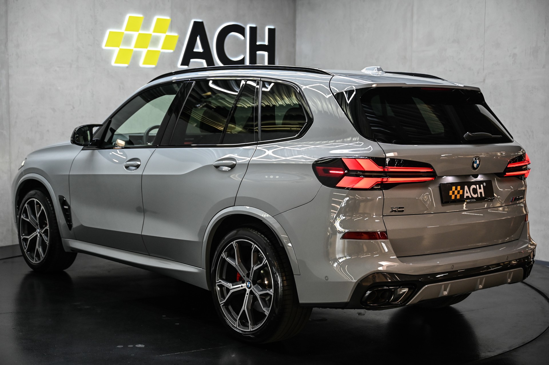 BMW X5 M60i xDrive M Sport Pro-image-6