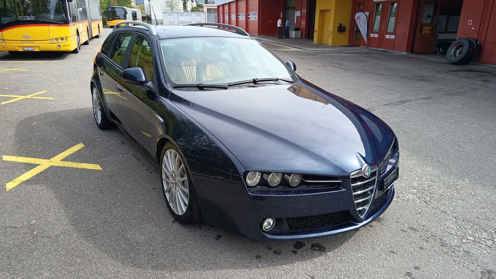 ALFA ROMEO 2.4 JTDM 20V Distinctive QTR-image-0