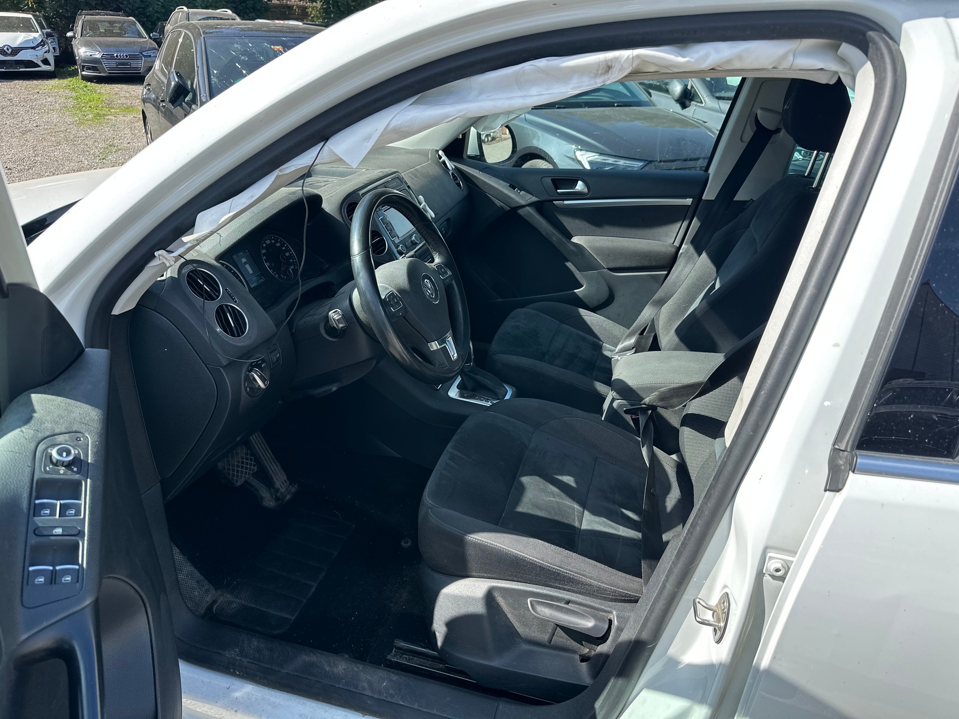 VW Tiguan 2.0 TDI BMT Salomon 4Motion DSG-image-6