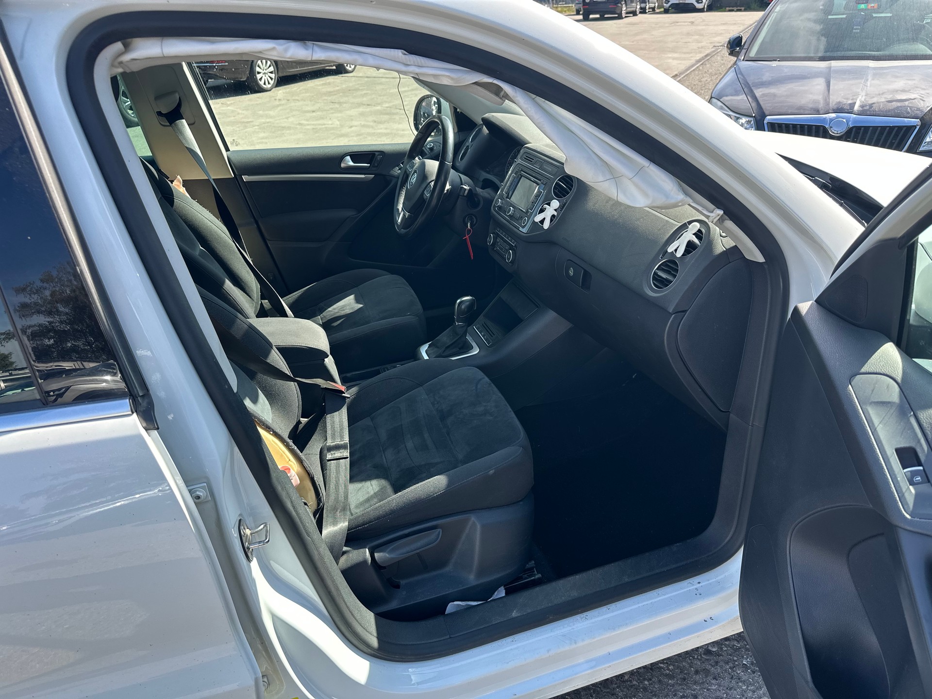 VW Tiguan 2.0 TDI BMT Salomon 4Motion DSG-image-12