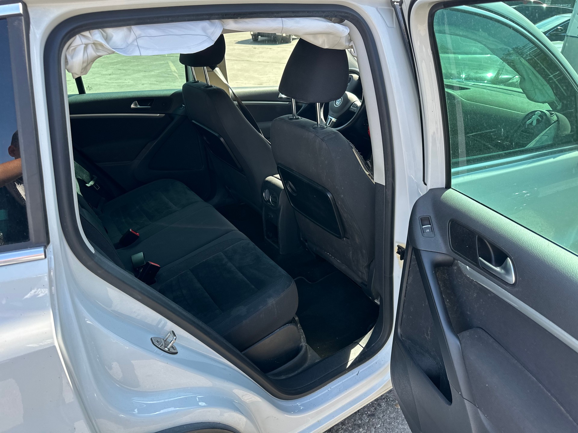 VW Tiguan 2.0 TDI BMT Salomon 4Motion DSG-image-14