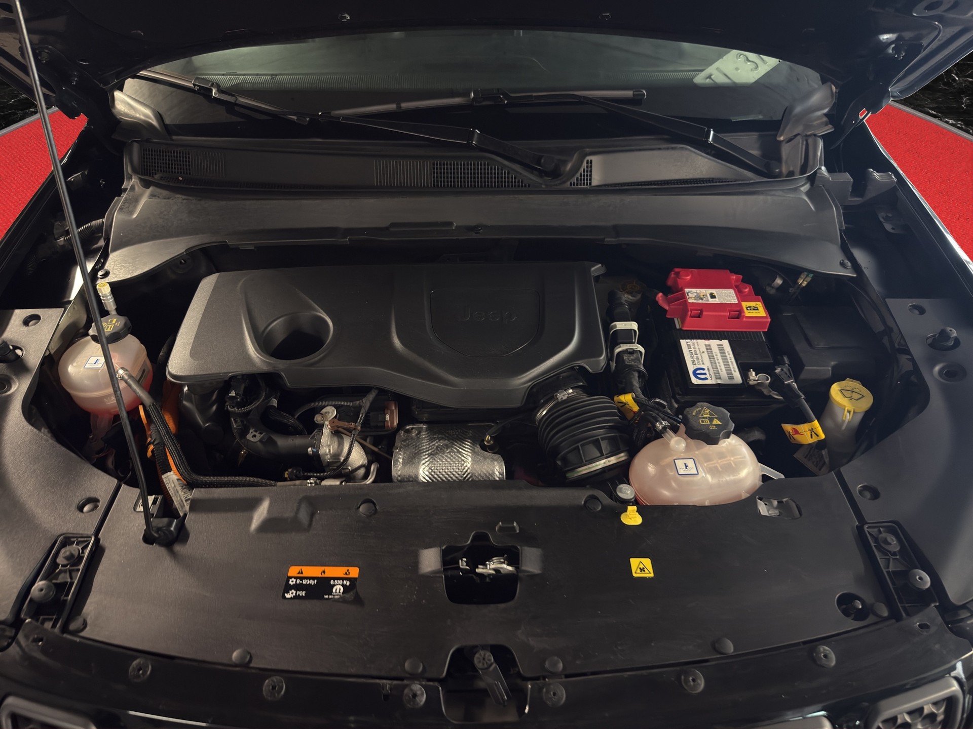 JEEP Compass 1.3 T PHEV 80th Anniversary AWD-image-13