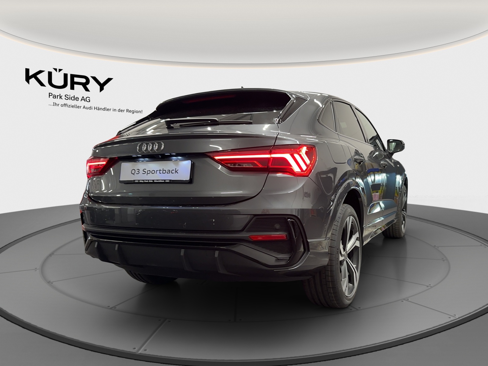 AUDI Q3 Sportback 35 TFSI S line Attraction 150PS-image-3