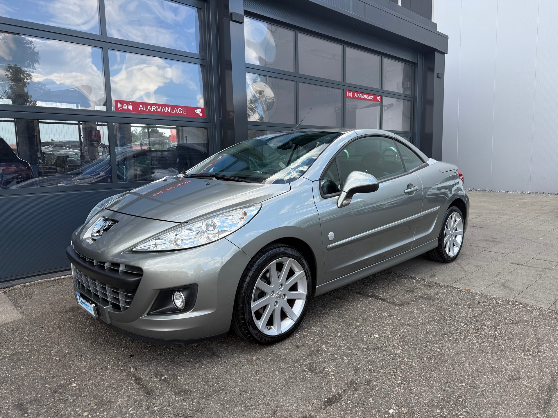 PEUGEOT 207 CC 1.6 16V Roland Garros Automatic