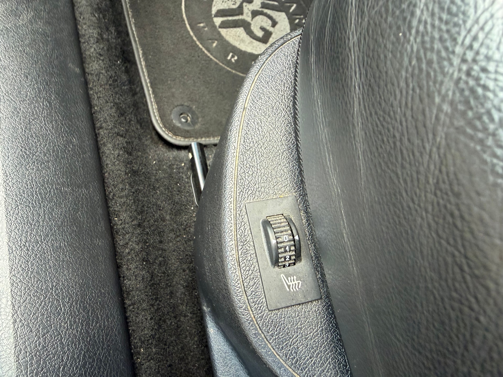 PEUGEOT 207 CC 1.6 16V Roland Garros Automatic-image-11