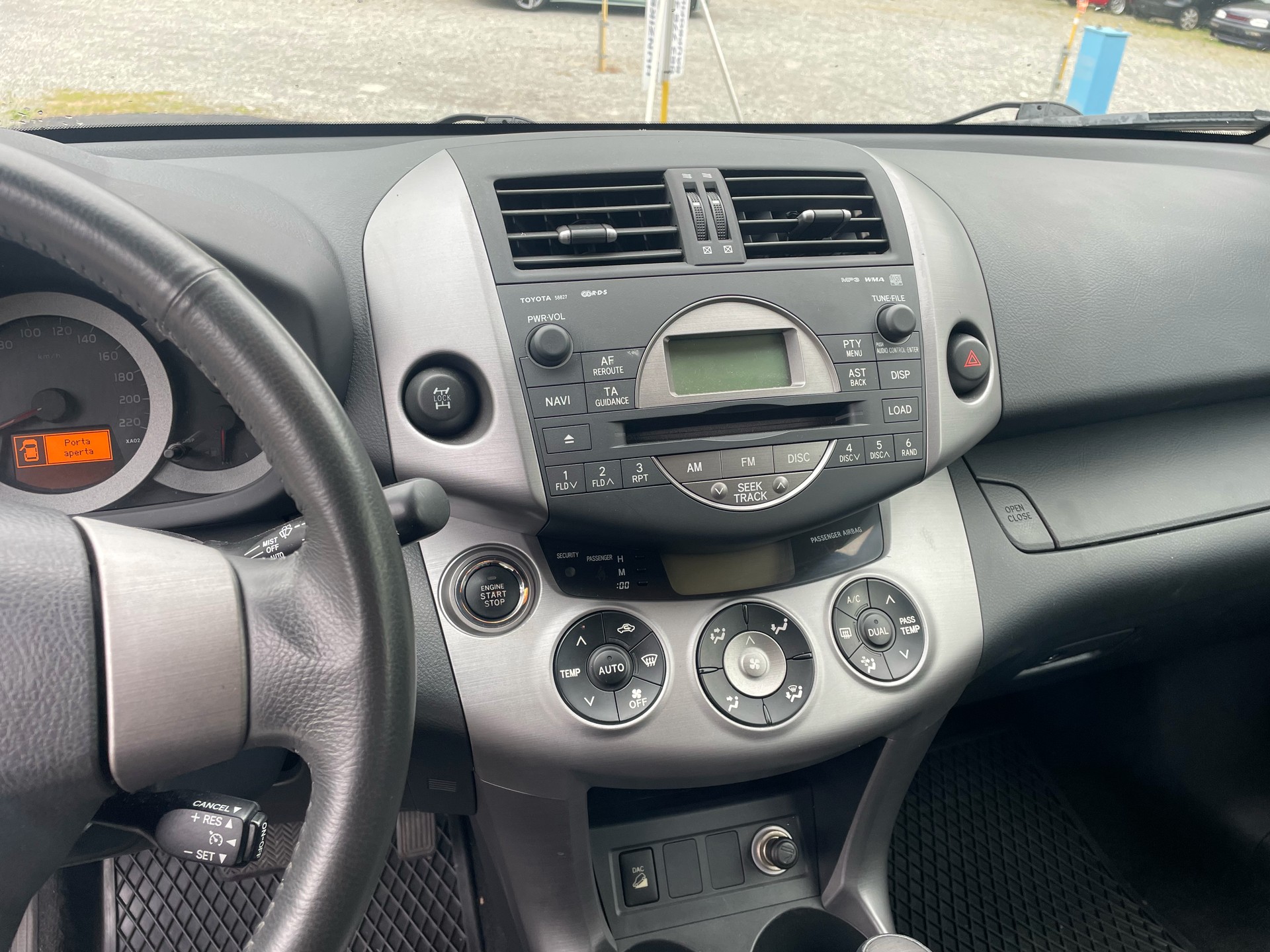 TOYOTA RAV-4 2.0 16V Linea Terra-image-6
