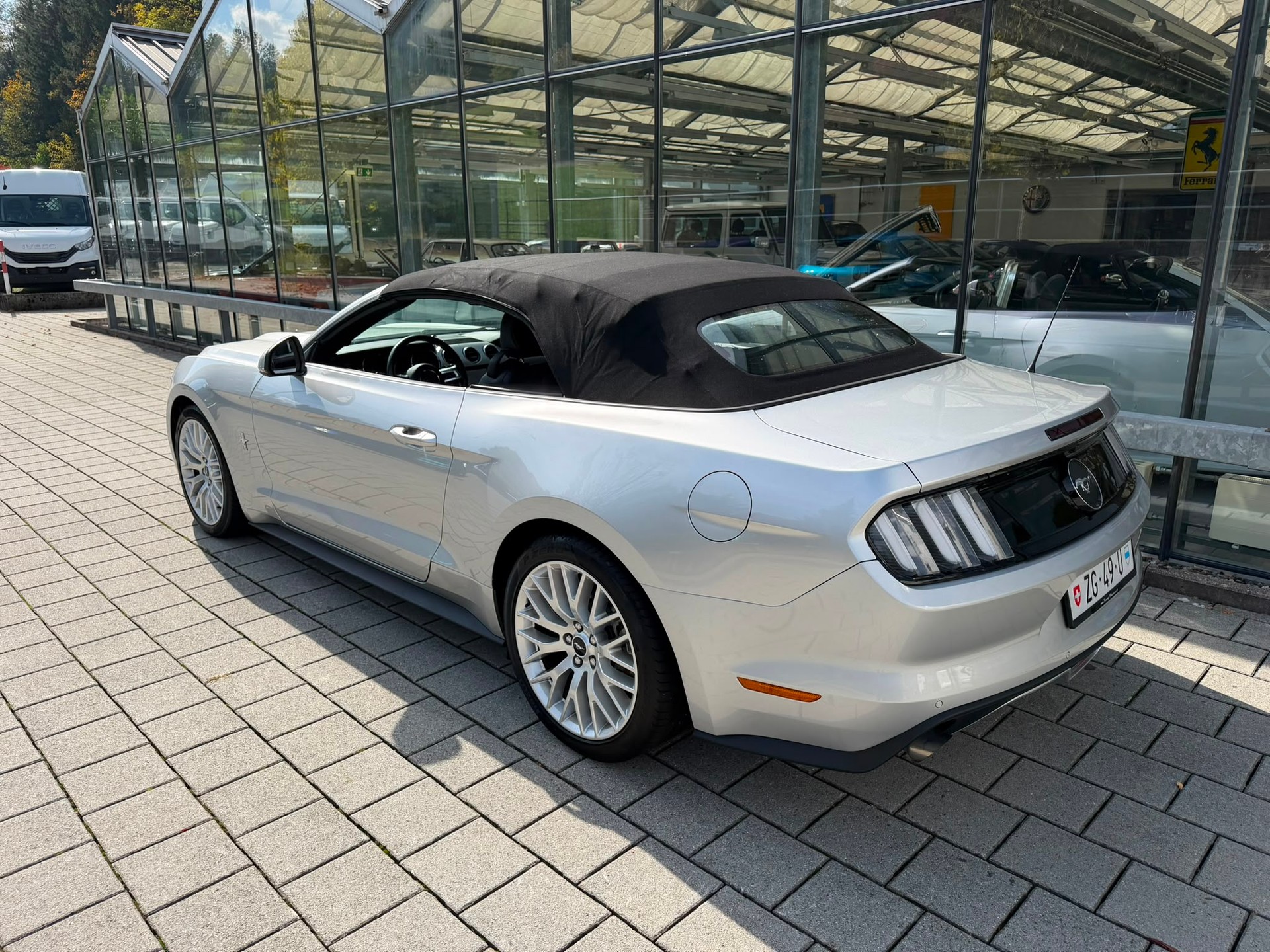 FORD Mustang Convertible 2.3 Automat-image-14