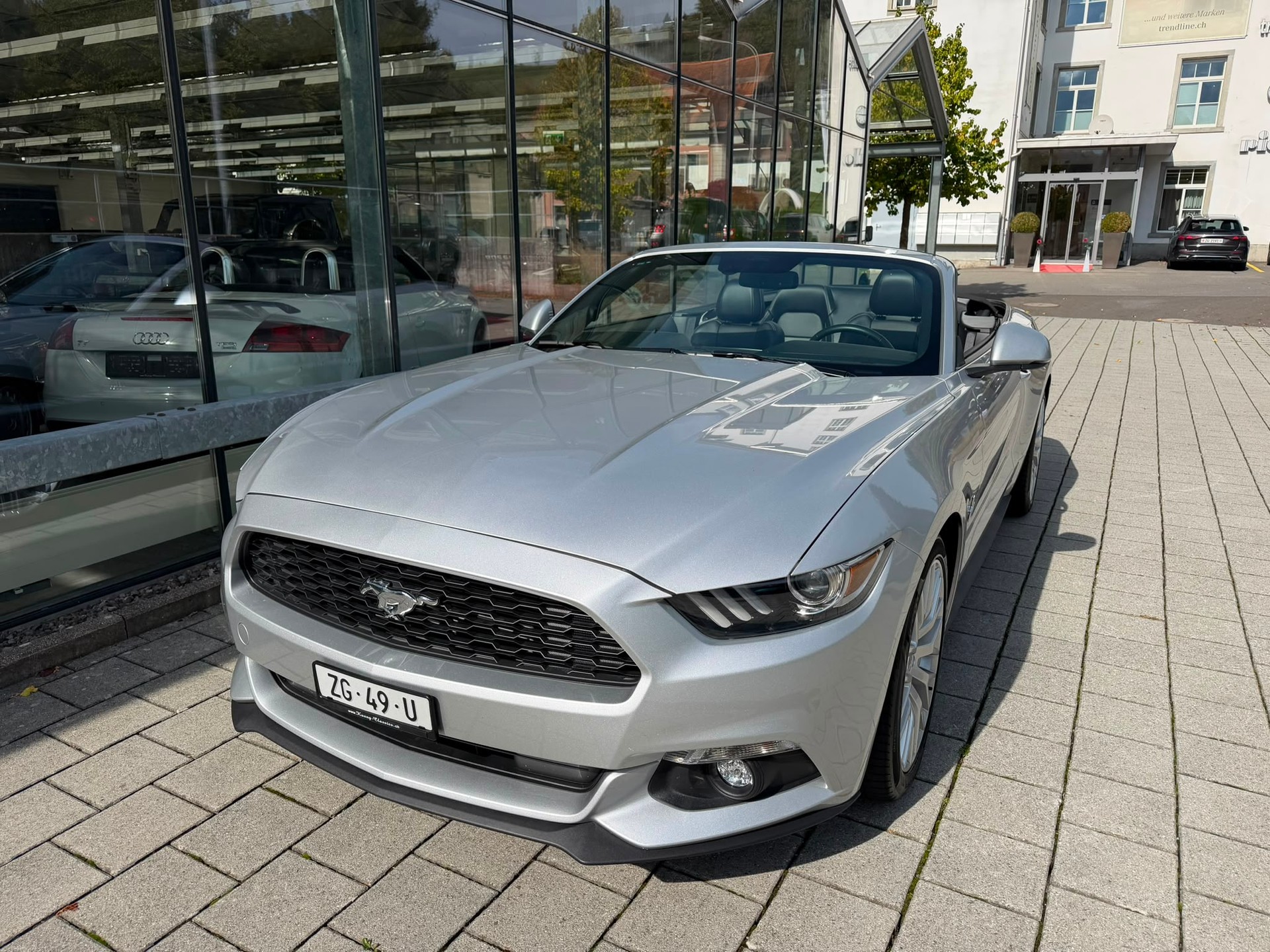 FORD Mustang Convertible 2.3 Automat-image-1