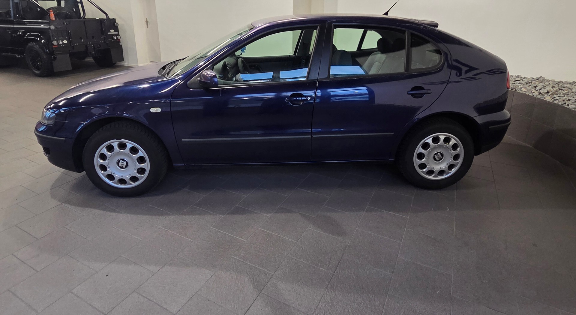 SEAT LEON-image-3