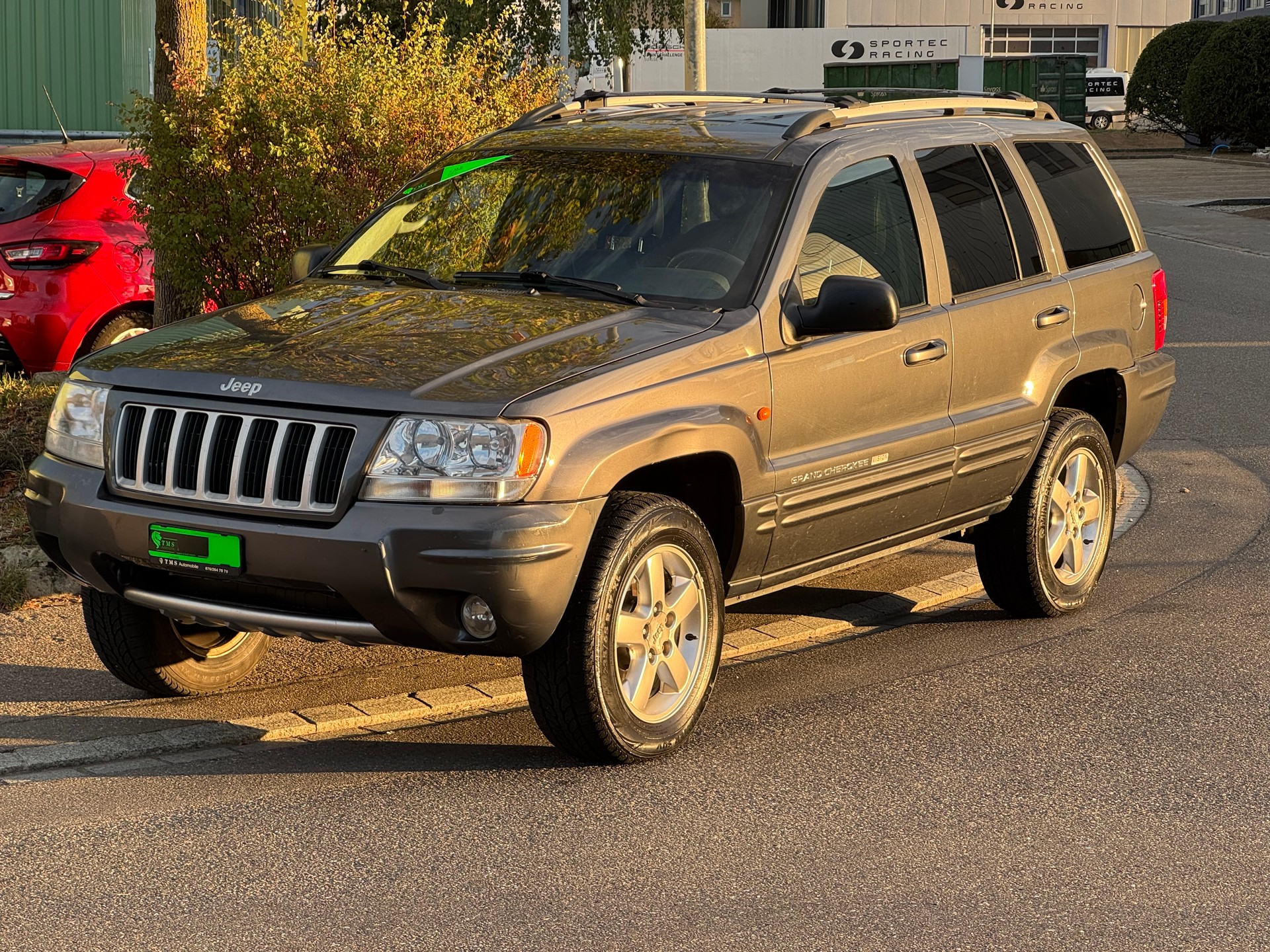 JEEP Grand Cherokee 2.7 CRD Limited Automatic-image-2