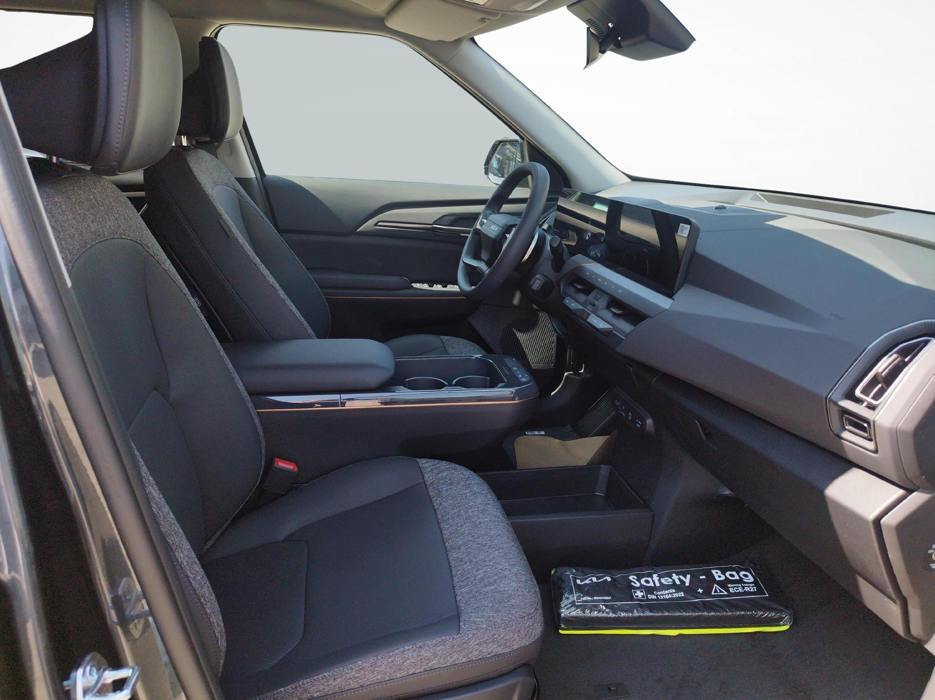 KIA EV5 81 kWh Earth 4x4-image-9