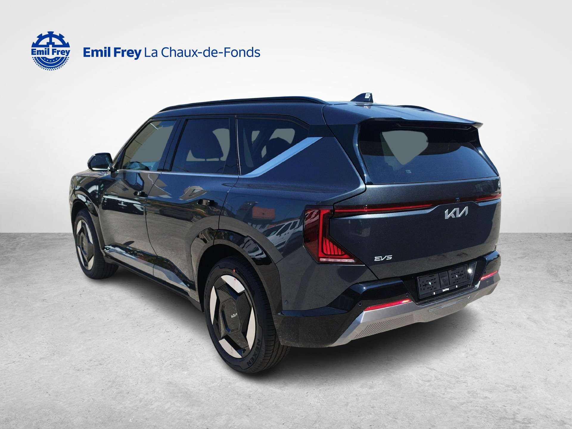 KIA EV5 81 kWh Earth 4x4-image-2