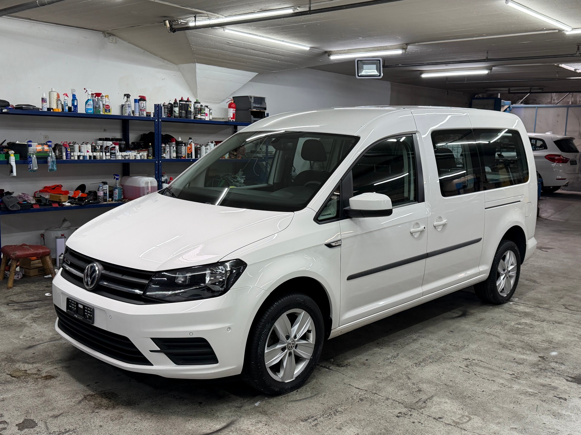 VW Caddy Maxi 2.0TDI 4Motion BlueMotion Techn. DSG-image-5