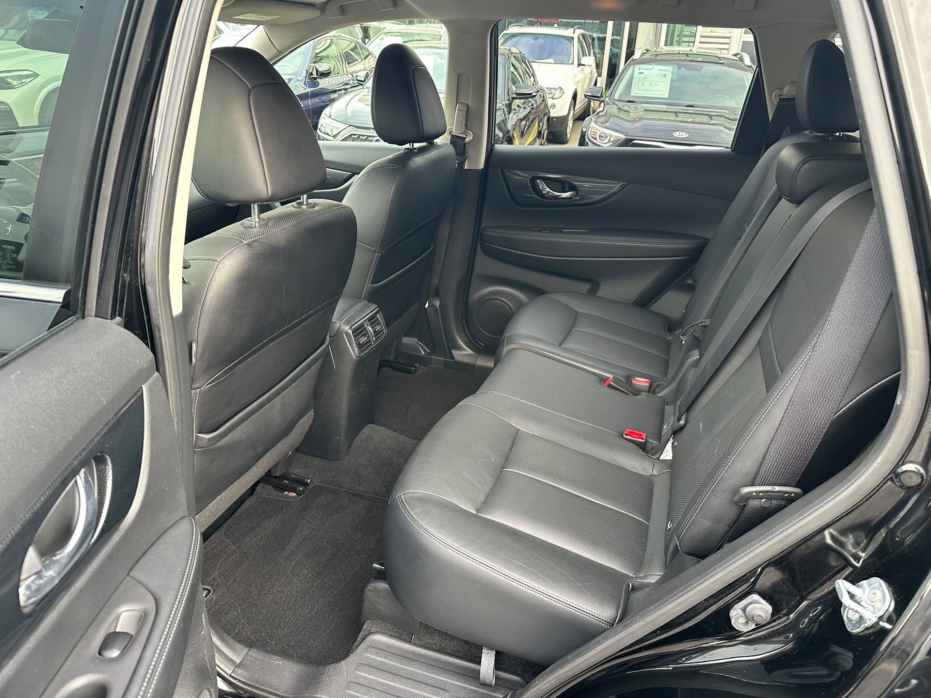 NISSAN X-Trail 1.6 dCi tekna ALL-MODE 4x4-image-9