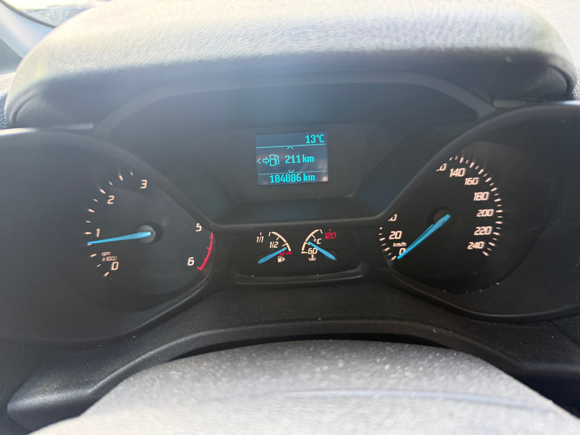 FORD Transit Connect Combi T220 1.5 TDCi Ambiente-image-13