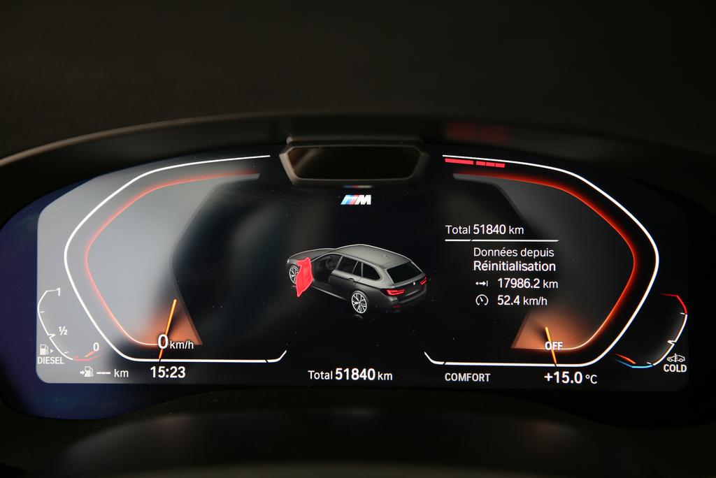 BMW 530d xDrive Touring-image-13