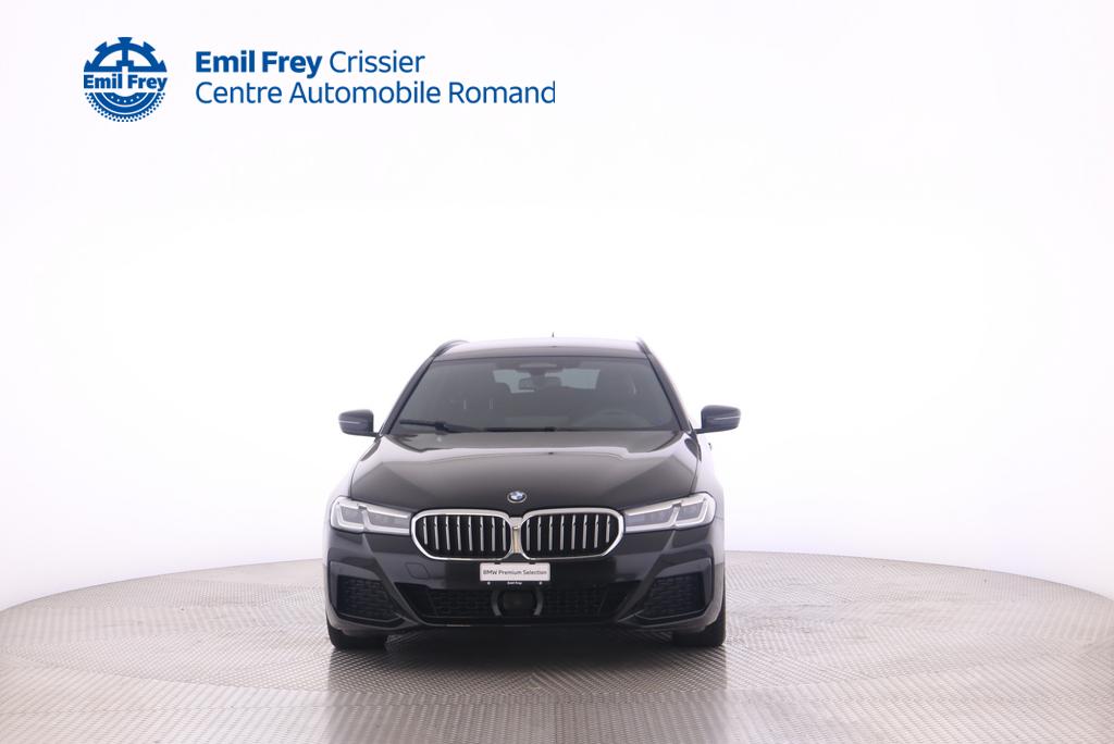 BMW 530d xDrive Touring-image-2