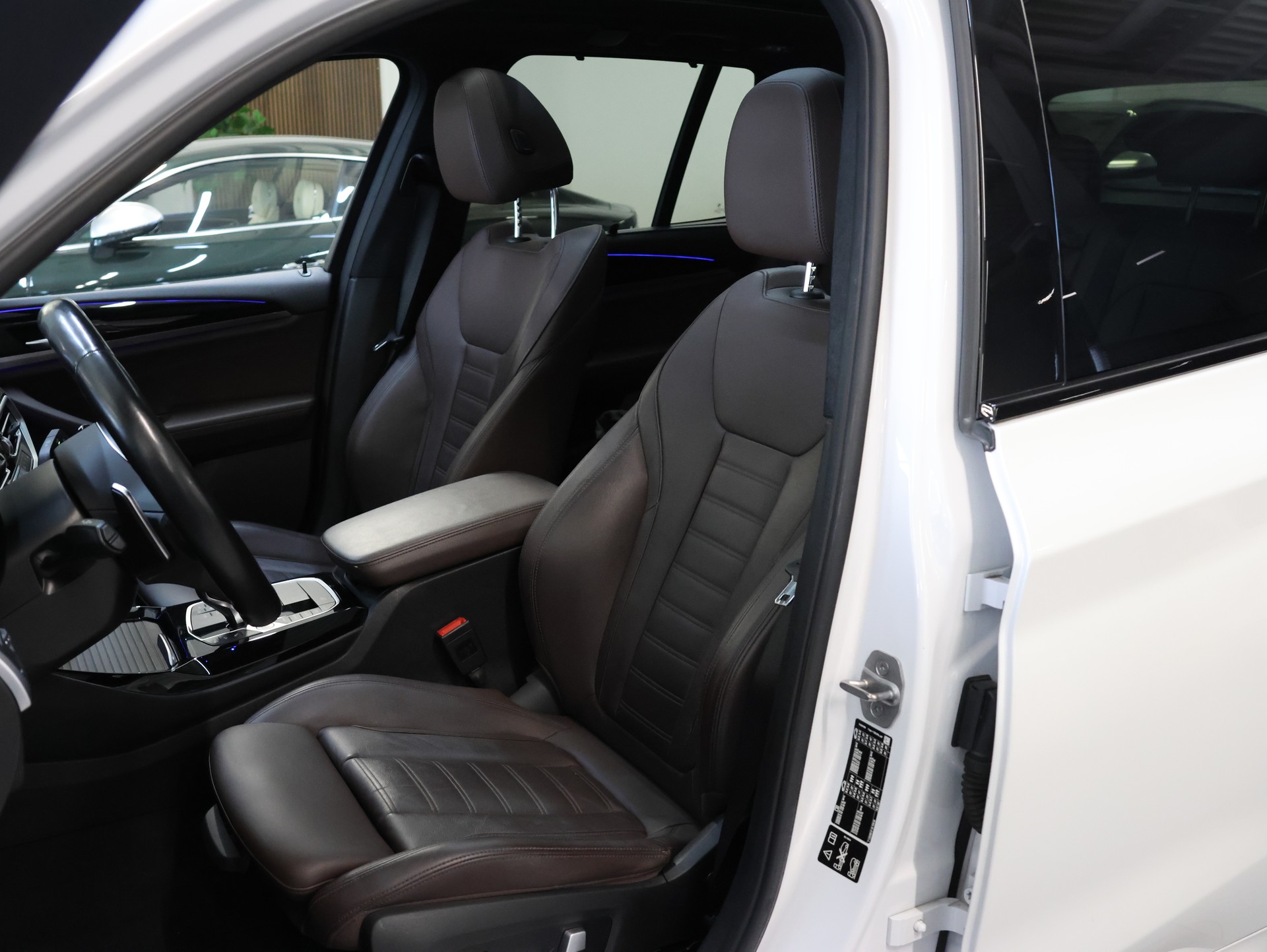 BMW X3 xDrive 48V 20d M Sport *MINERALWEISS*-image-13