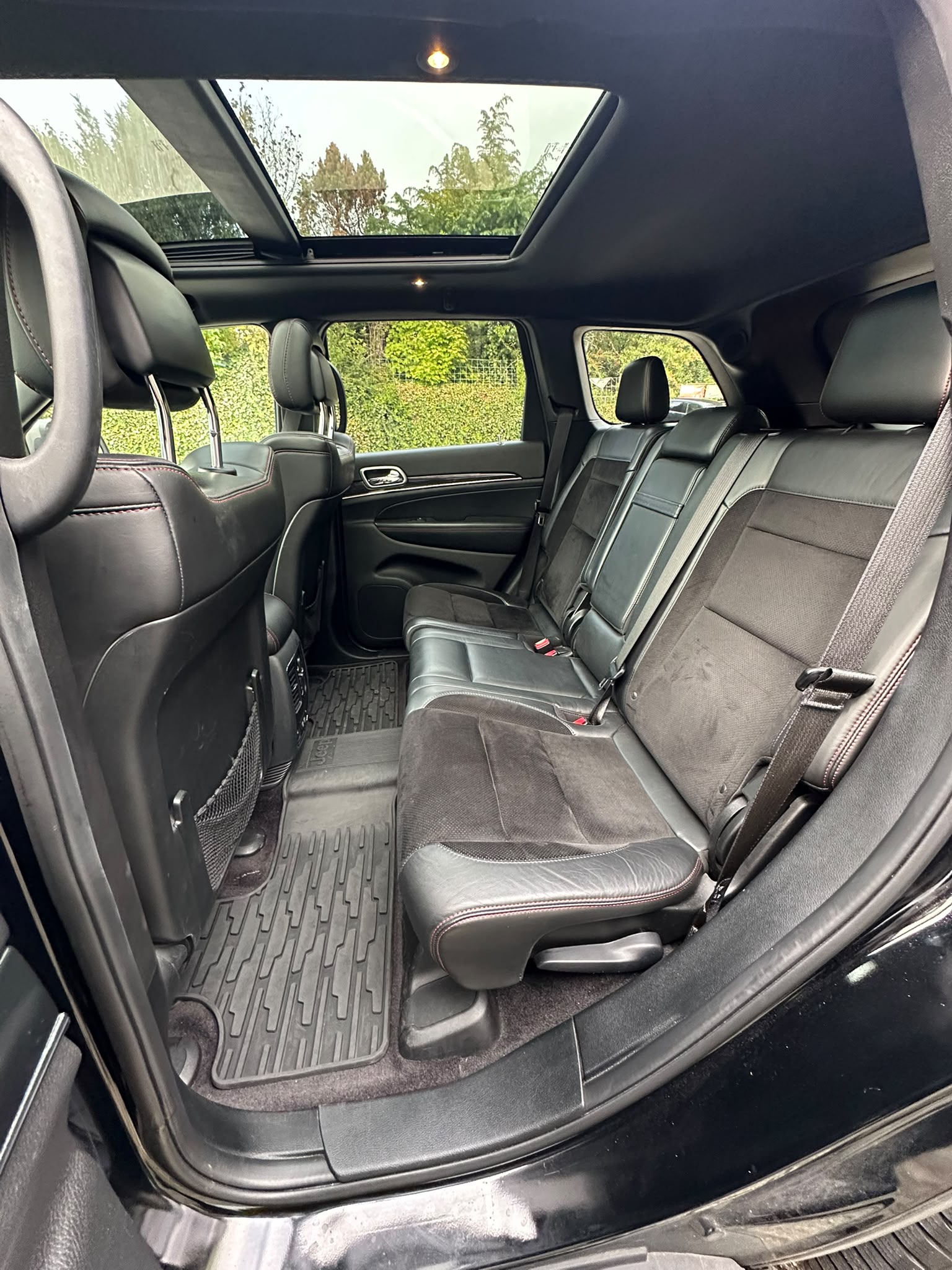 JEEP 3.0 CRD 250 S Model-image-2