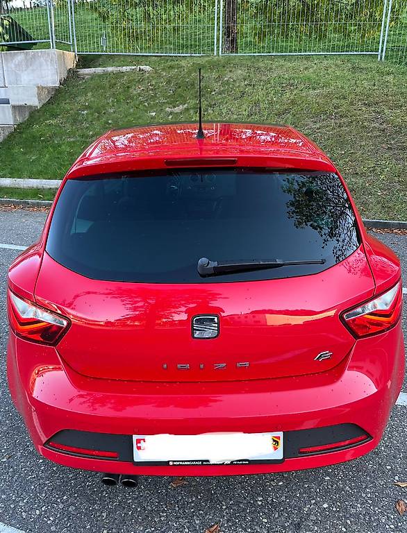 SEAT Ibiza SC 1.2 TSI FR Viva-image-3