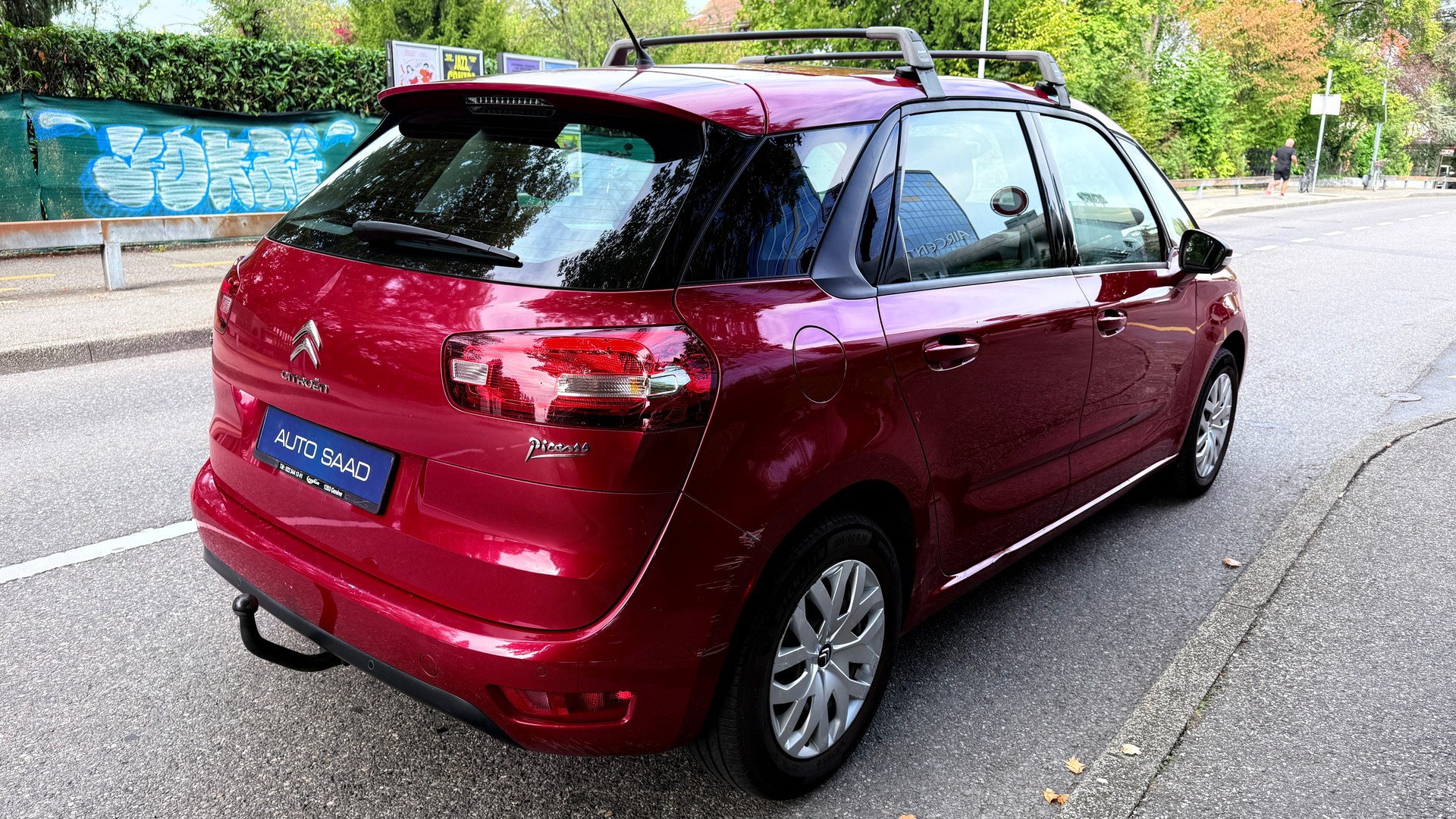 CITROEN C4 Picasso 1.6i 16V Attraction-image-5