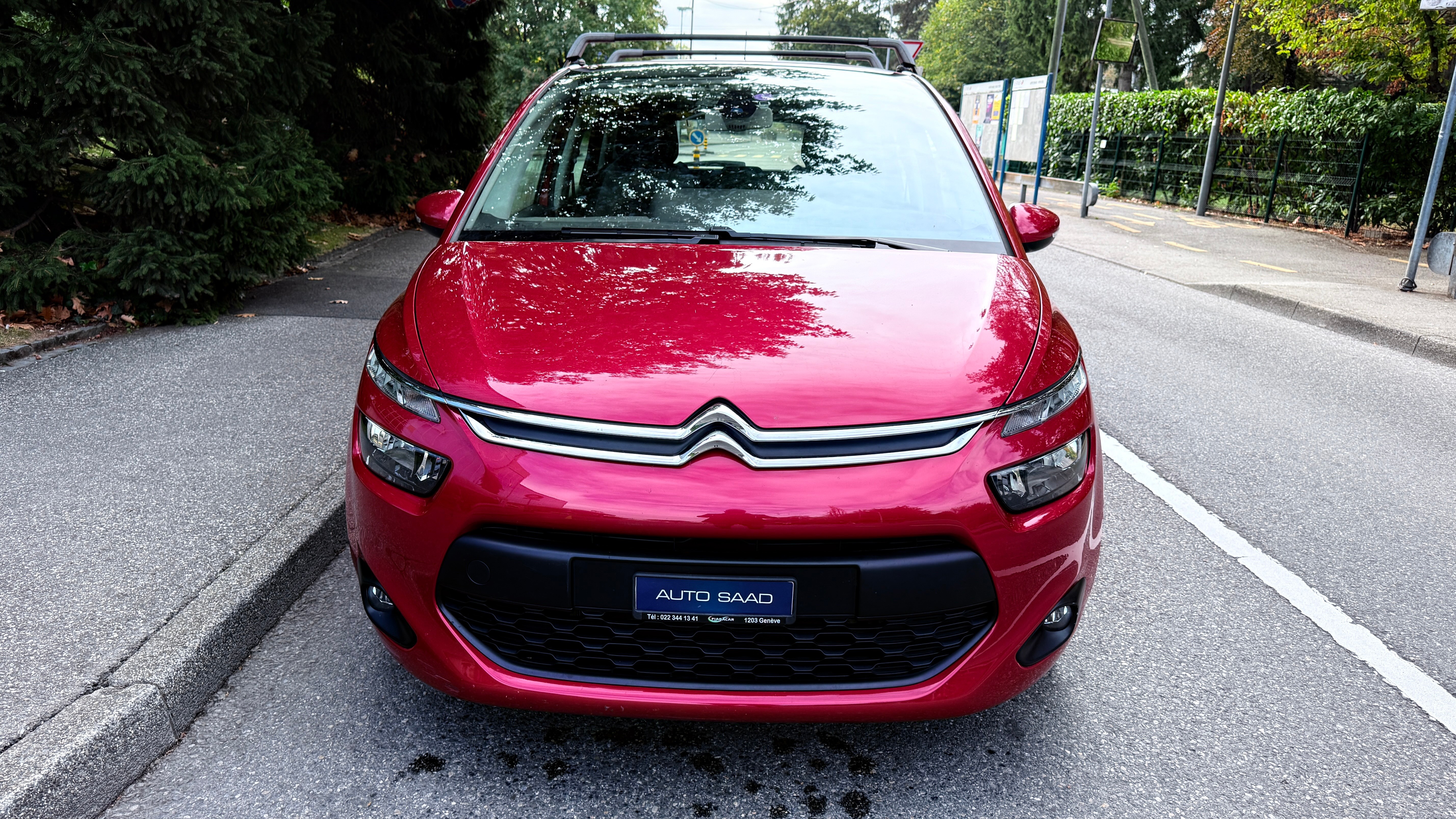 Car photo