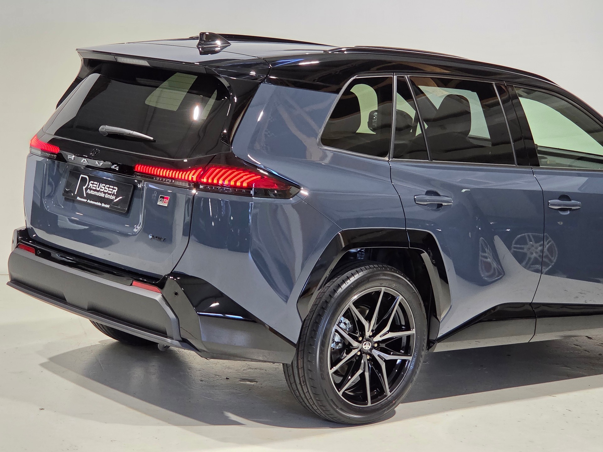 TOYOTA RAV-4 2.5 HSD GR Sport e-CVT AWD-image-26