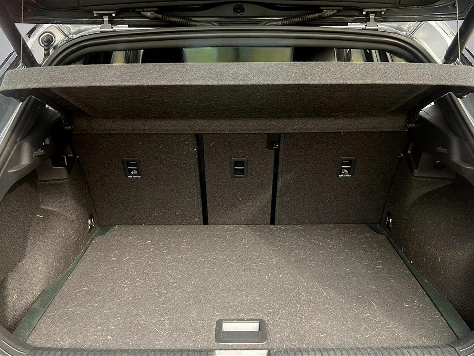 VW T-Roc 1.5 eTSI mHEV R-Line DSG-image-8