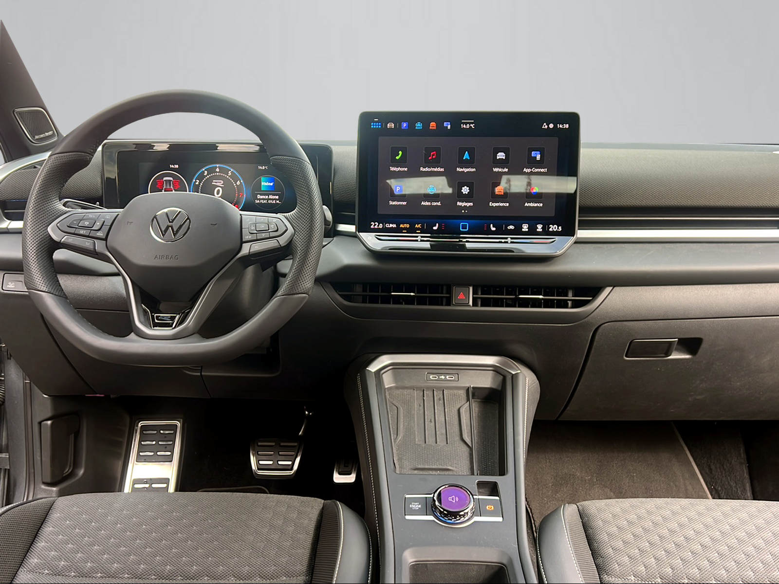 VW T-Roc 1.5 eTSI mHEV R-Line DSG-image-5