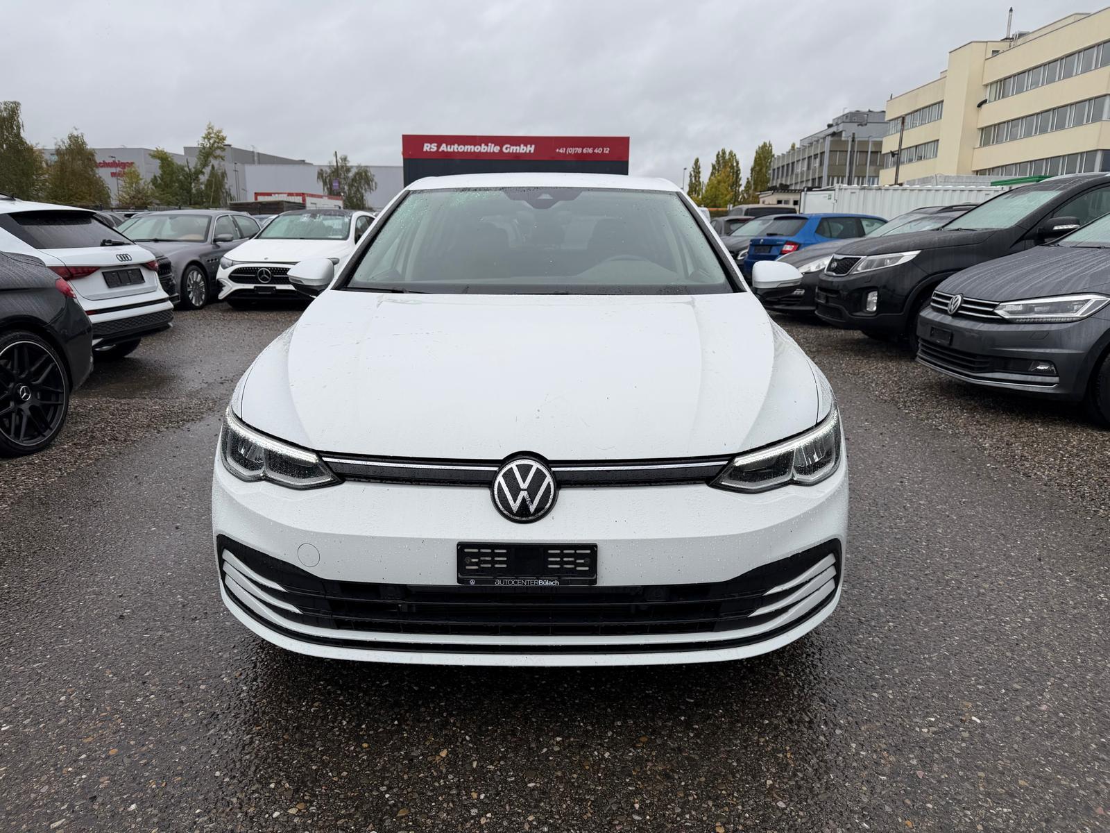 VW Golf VIII 1.0 TSI Life DSG-image-1
