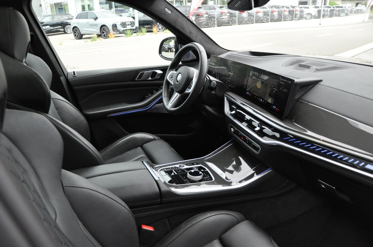 BMW X5 xDrive 48V M60i M Sport Pro Steptronic-image-15
