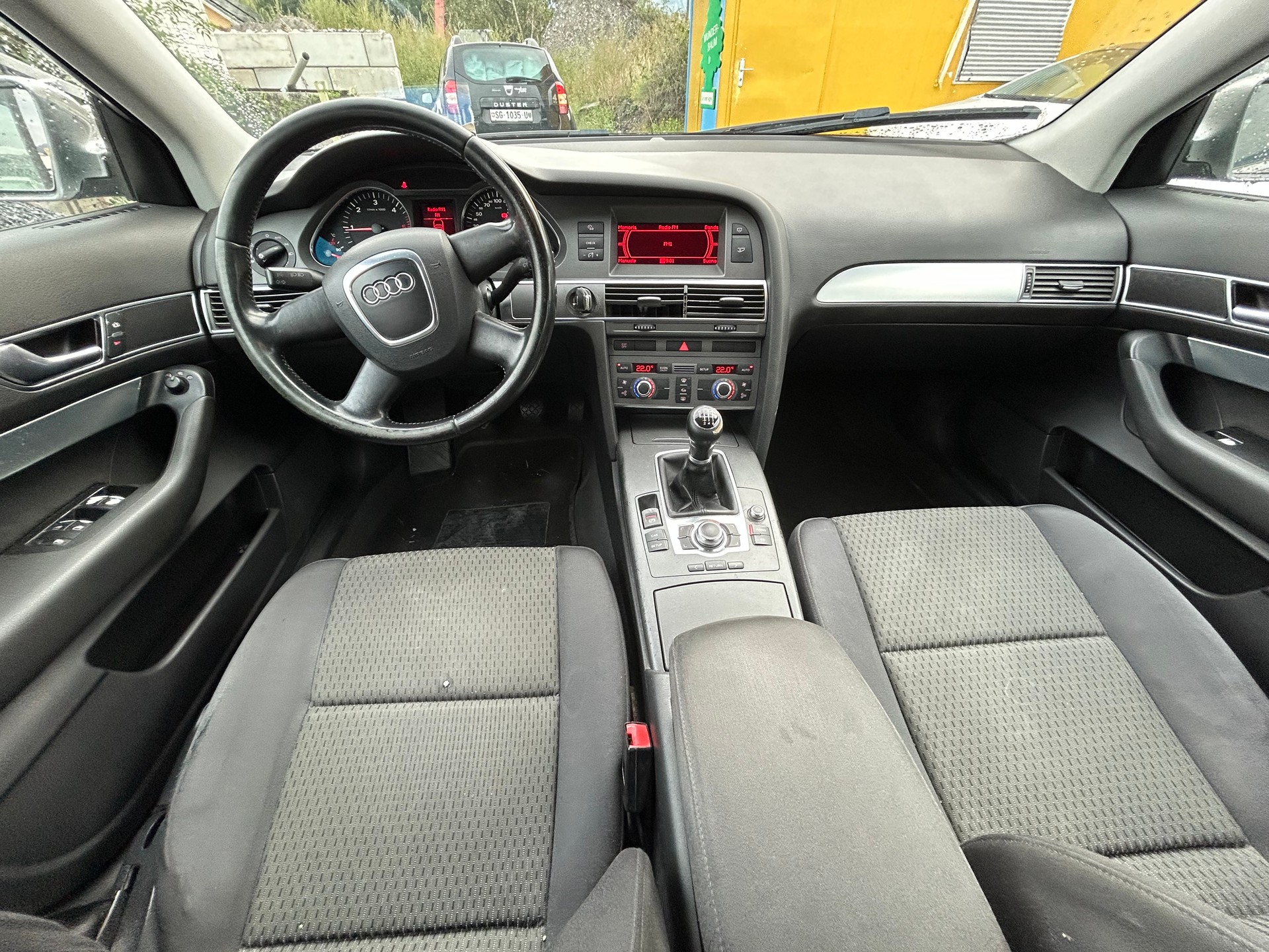 AUDI A6 Avant 2.7 V6 TDI-image-8