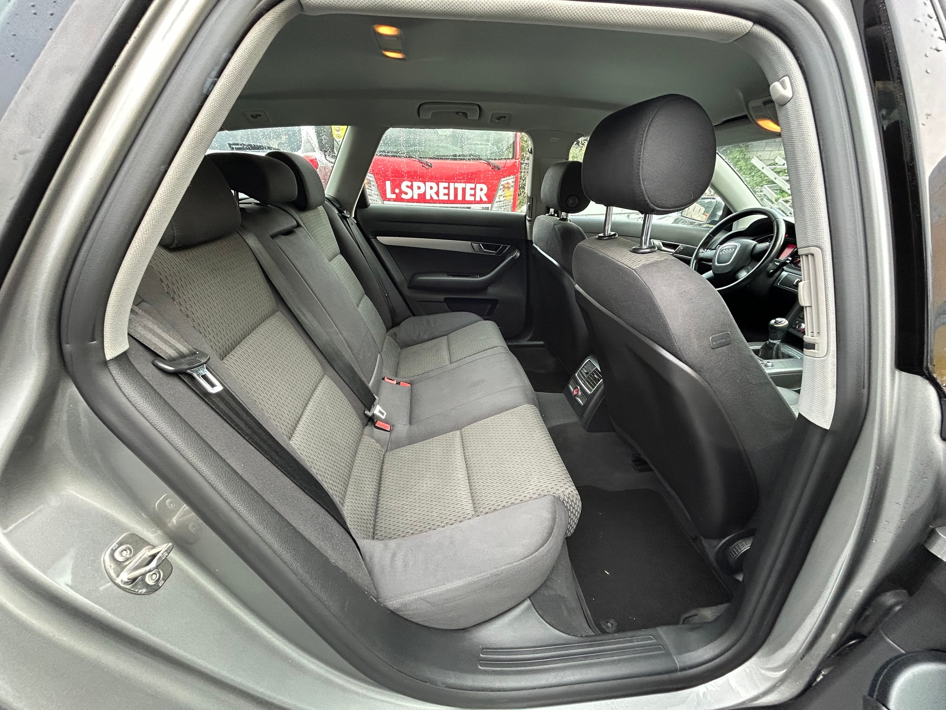 AUDI A6 Avant 2.7 V6 TDI-image-13