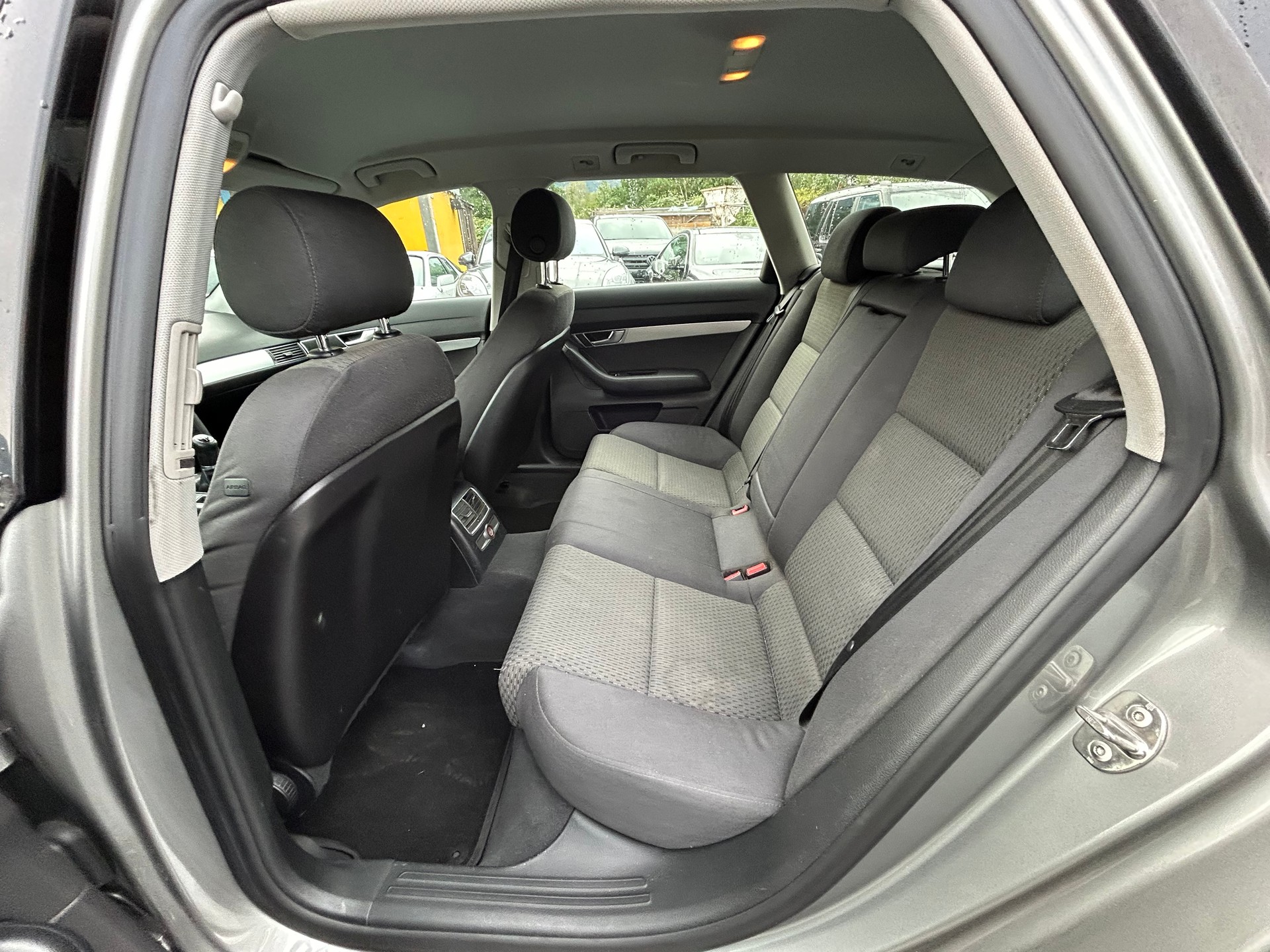 AUDI A6 Avant 2.7 V6 TDI-image-12