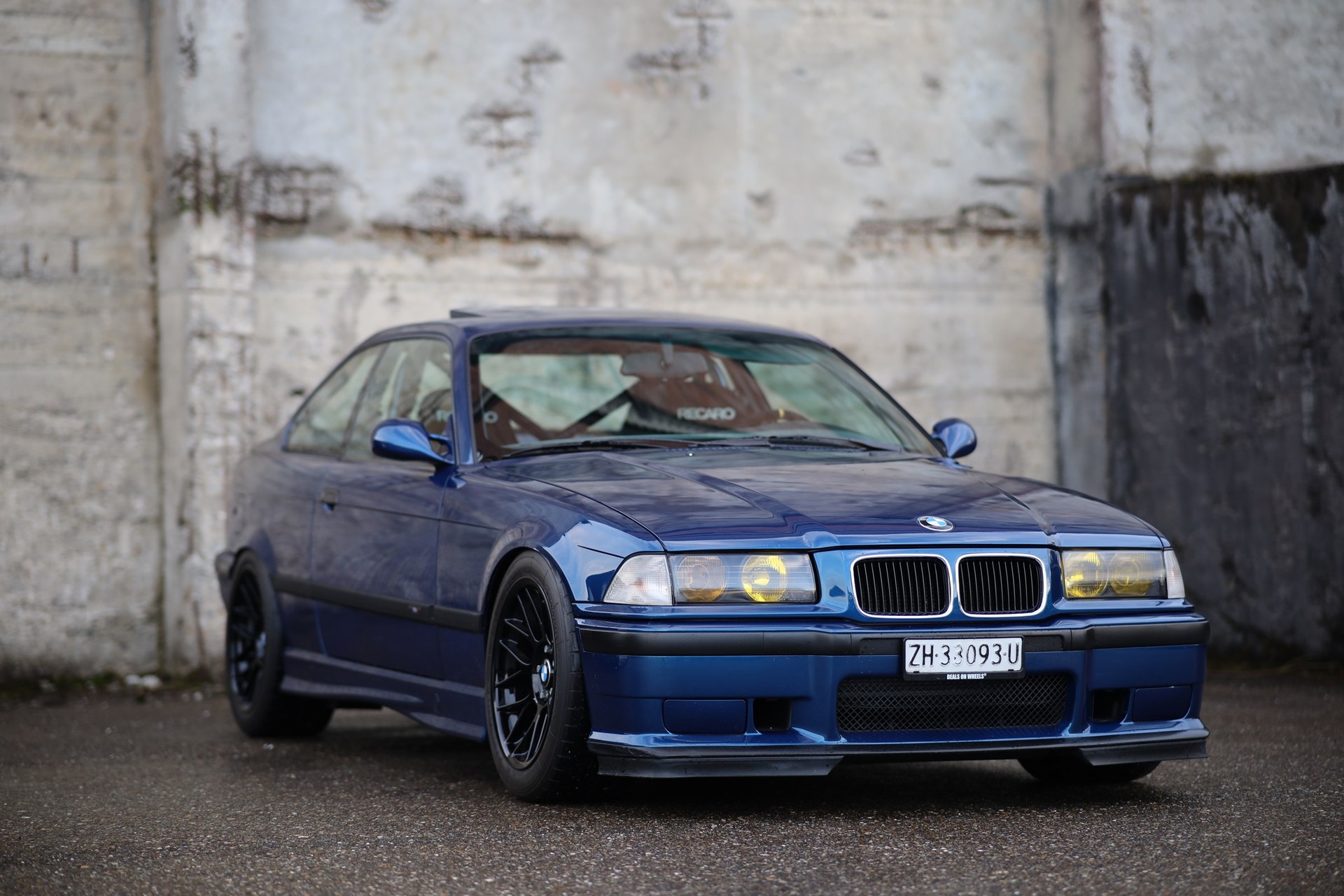 BMW M3-image-4