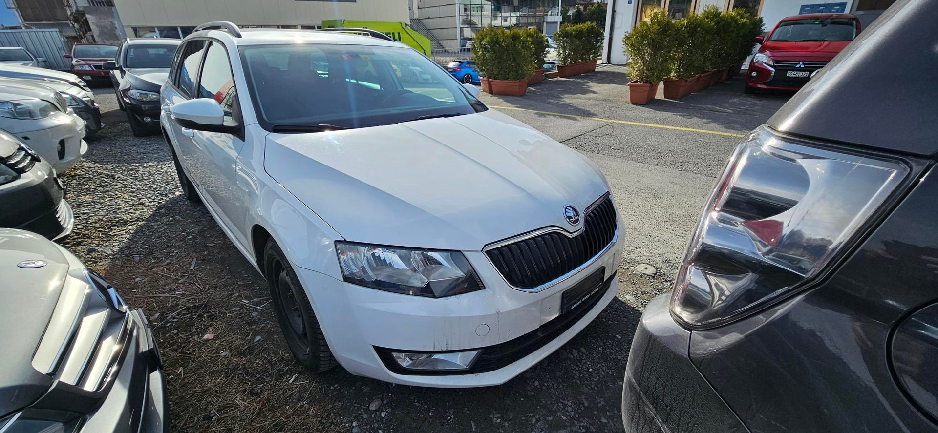 SKODA Octavia Combi 1.8 TSI Ambition 4x4 DSG-image-1