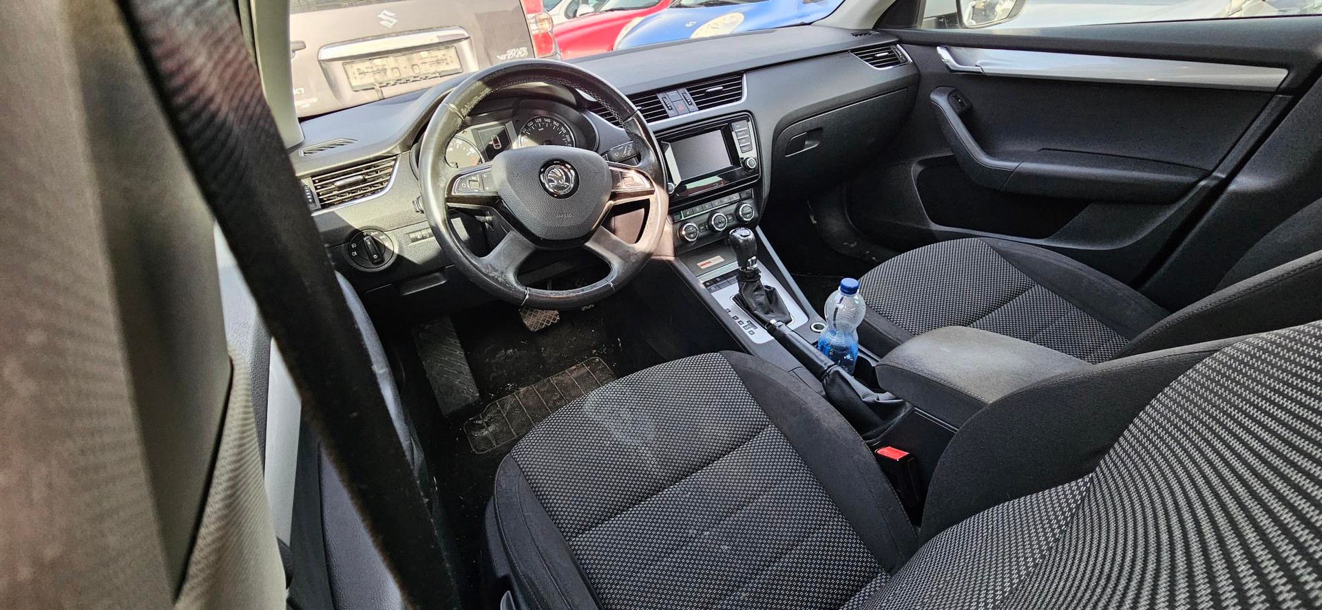 SKODA Octavia Combi 1.8 TSI Ambition 4x4 DSG-image-5