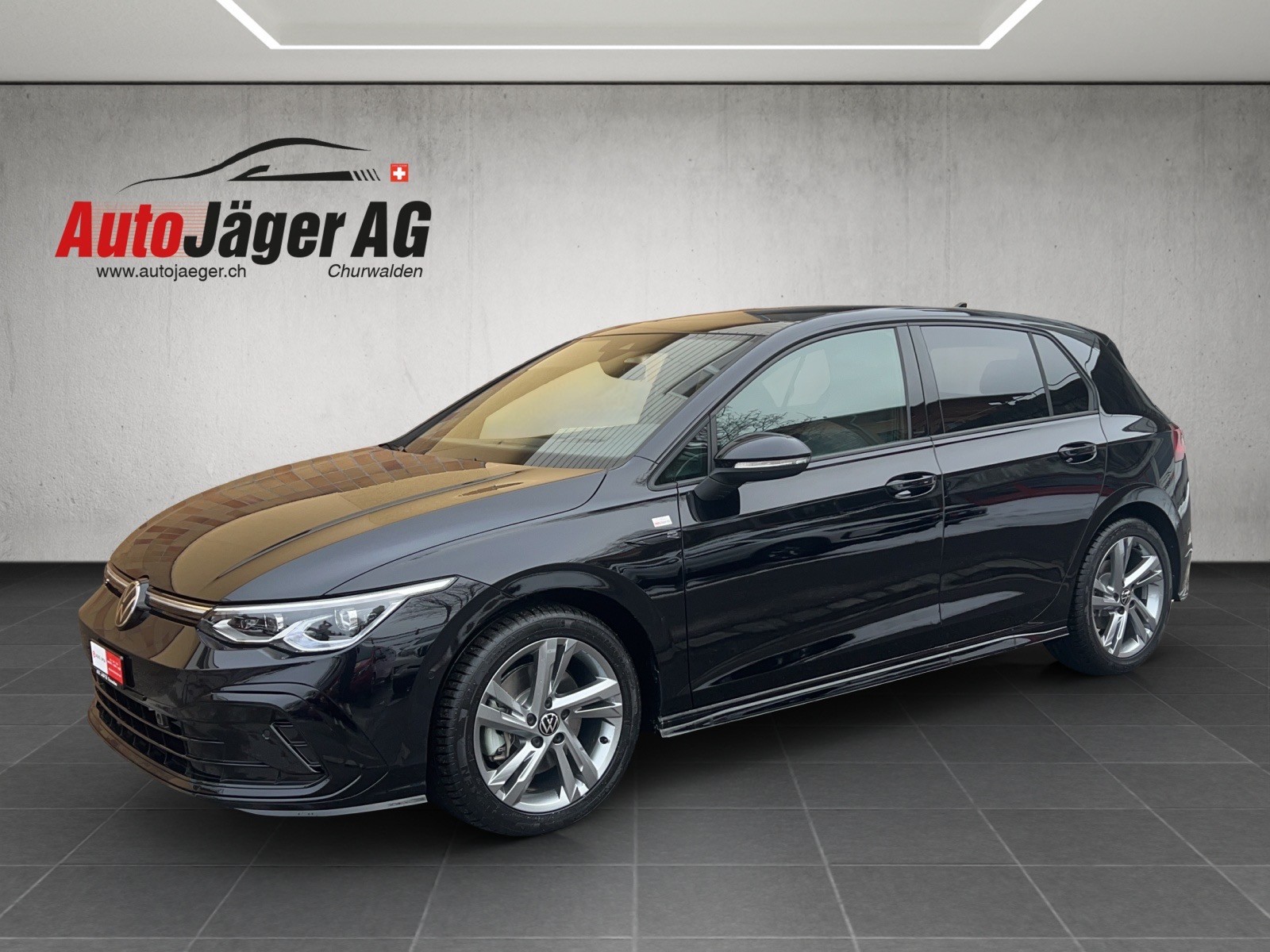 VW Golf 2.0 TDI R-Line DSG 4Motion-image-1