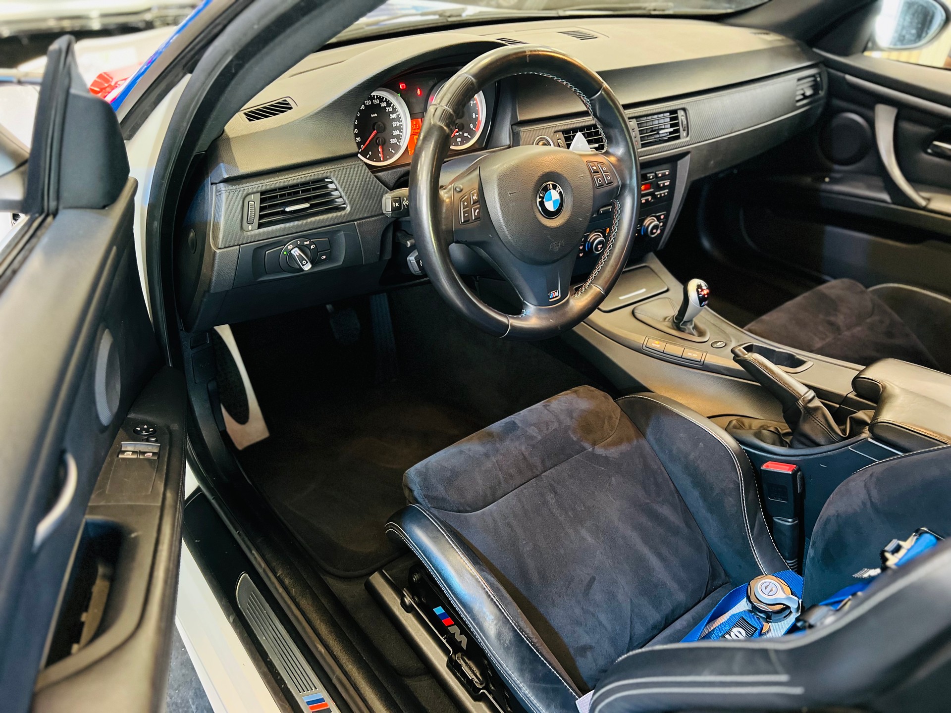 BMW M3 Coupé DKG-image-8