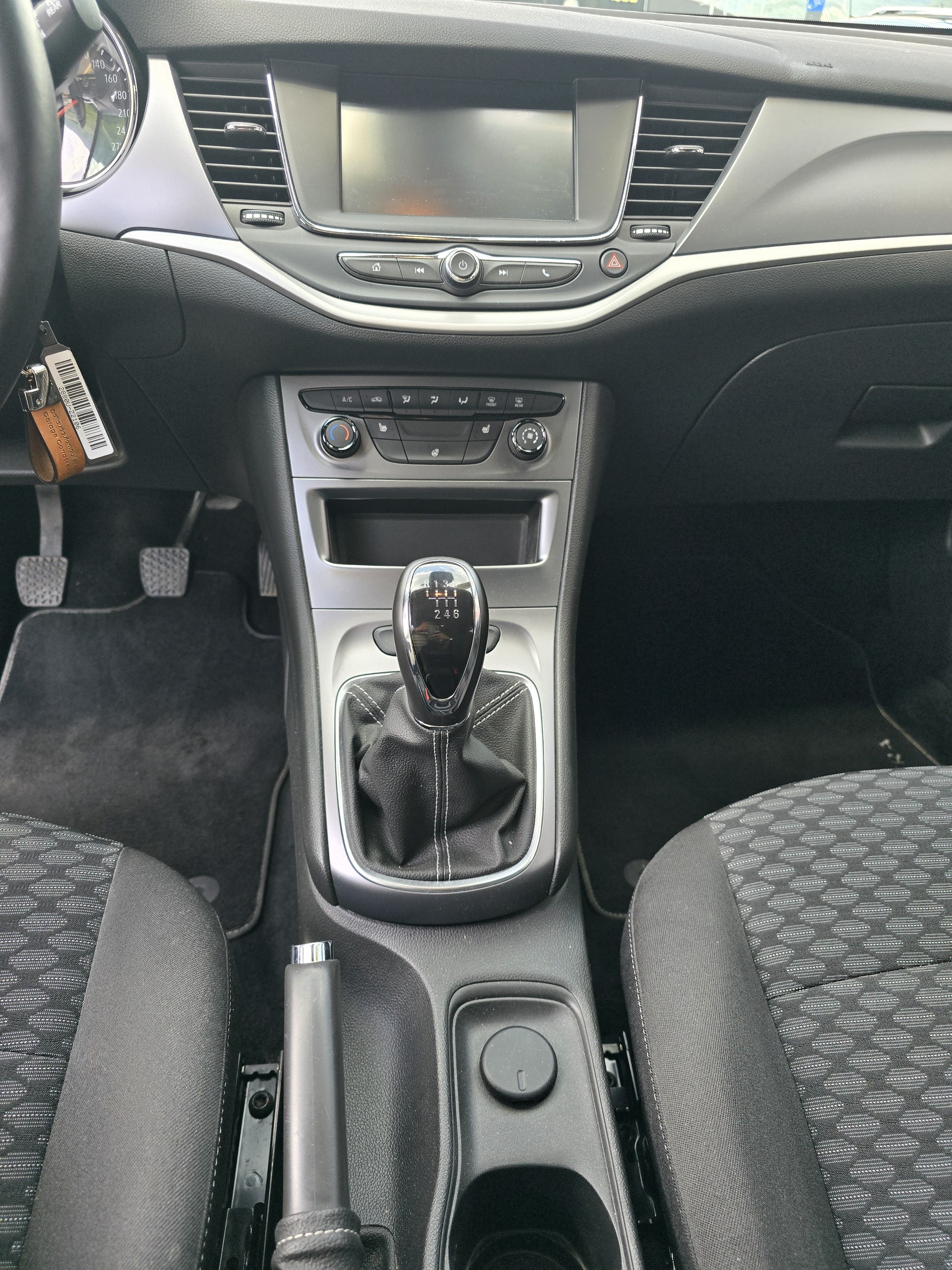OPEL Astra 1.2i Turbo Edition-image-10